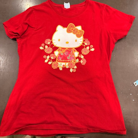 Sanrio Red and Pink Hello Kitty Short Sleeve Tees misc bundle size M - Picture 8 of 16